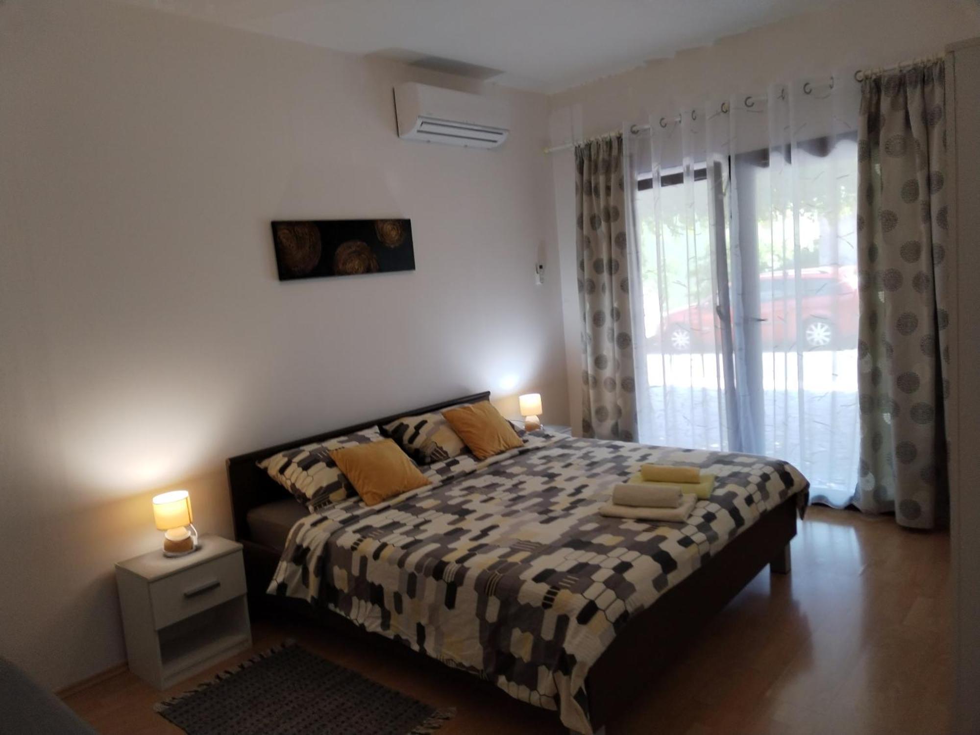 Apartments Erika Pula Zewnętrze zdjęcie
