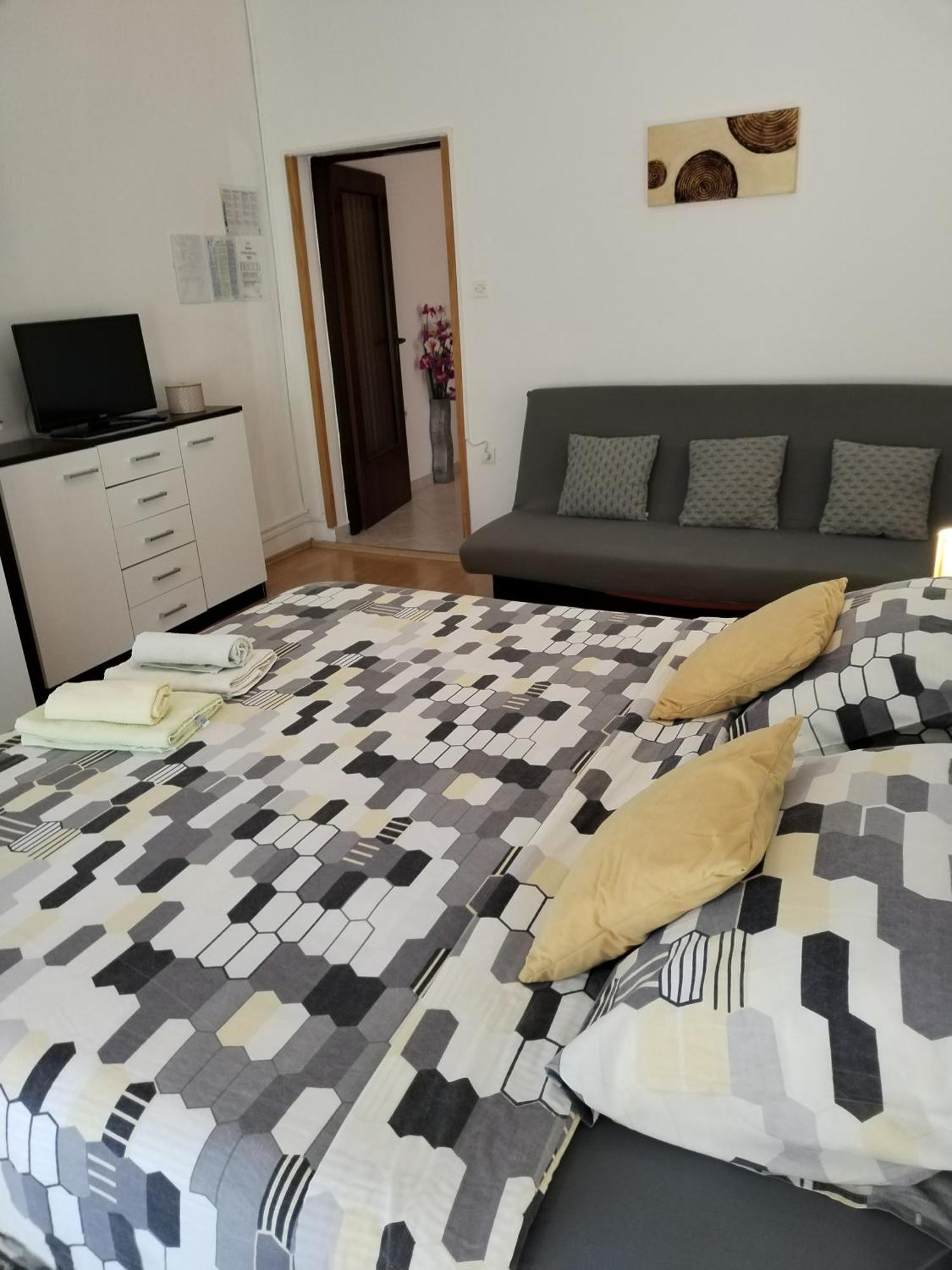 Apartments Erika Pula Zewnętrze zdjęcie